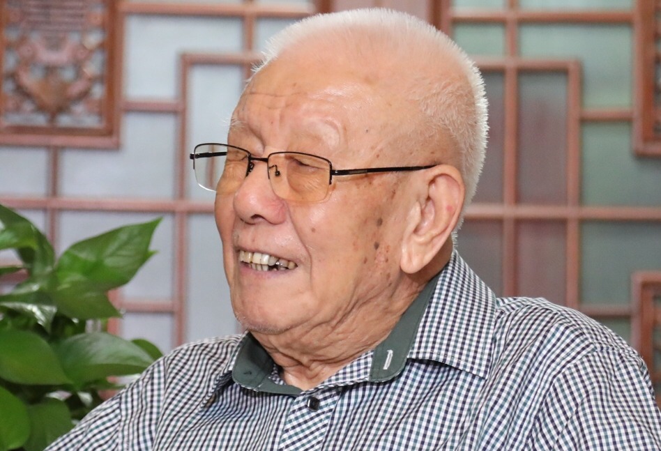 manbetx客户端下载地址战役亲历者曲继宁:战斗惨烈,一个连打得只剩一个班